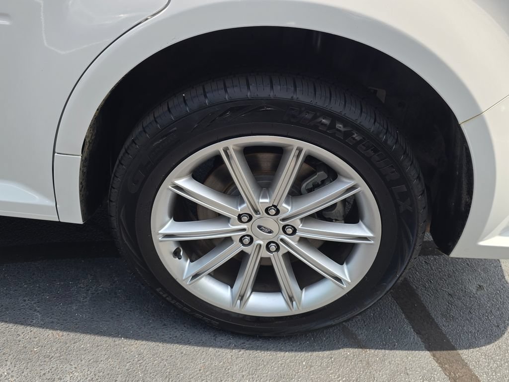 Used 2019 Ford Flex Limited FWD image 13