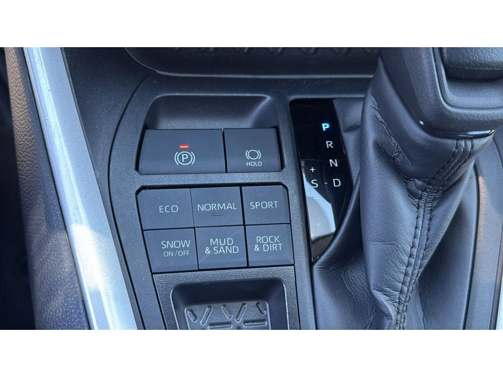 Certified 2024 Toyota RAV4 XLE AWD/4WD image 25