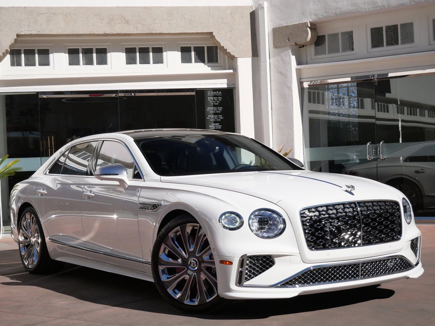 New 2026 Bentley Flying Spur Plug-In Hybrid AWD/4WD image 1