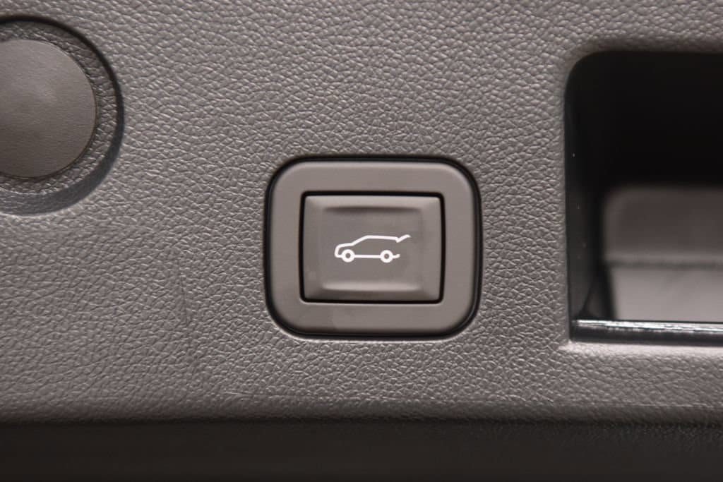 New 2027 Chevrolet Equinox ACTIV w/ Safety and Technology Package FWD image 27