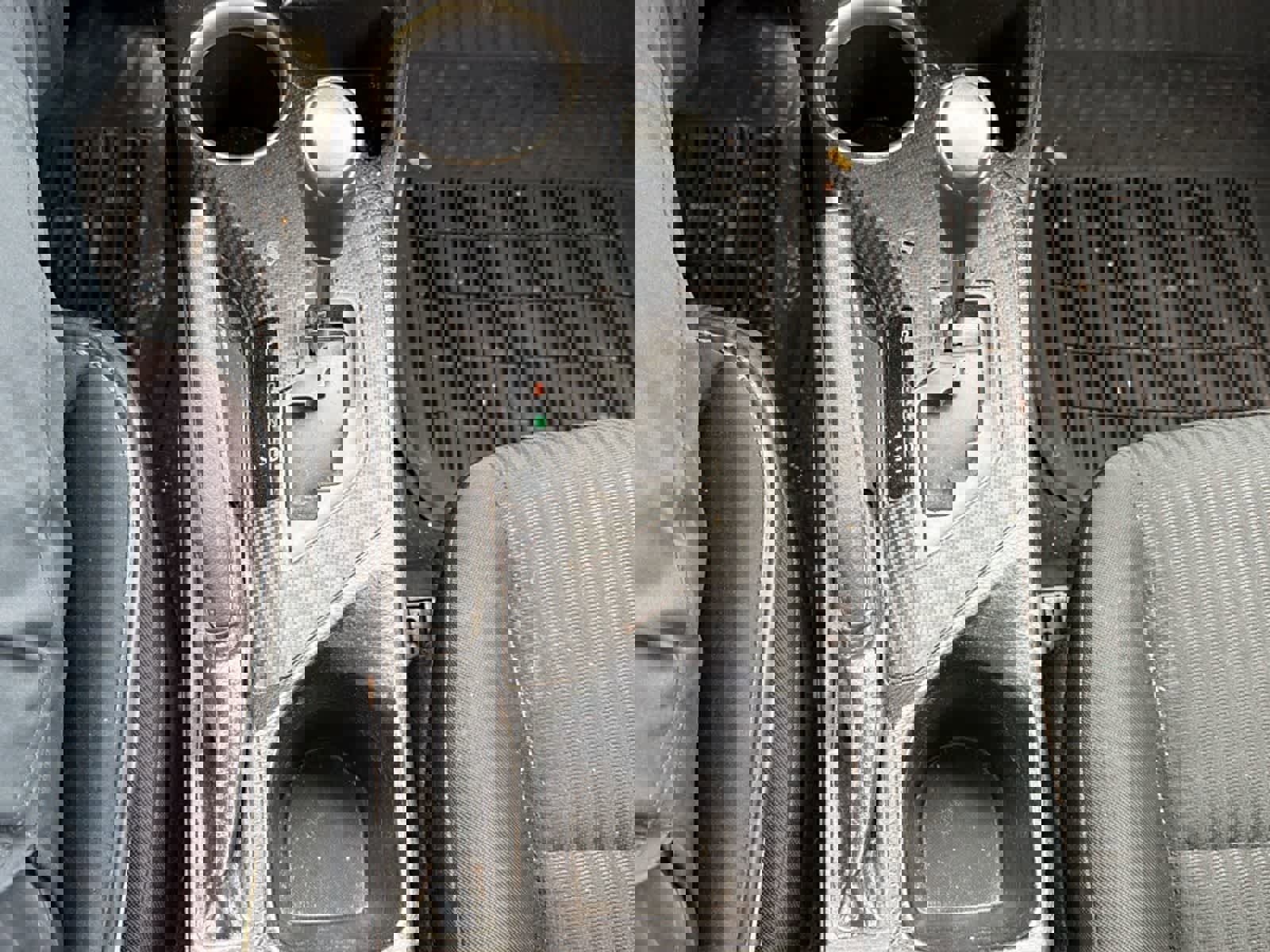 Used 2015 Toyota RAV4 LE image 17