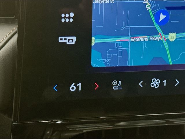 Used 2025 Lincoln Nautilus Reserve w/ Jet Appearance Package image 21