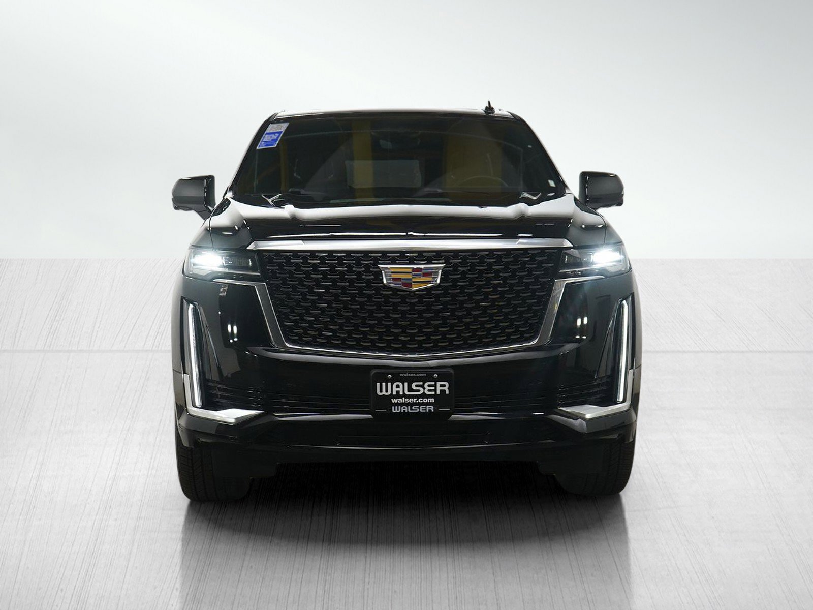 Used 2024 Cadillac Escalade Premium Luxury w/ Performance Package image 8