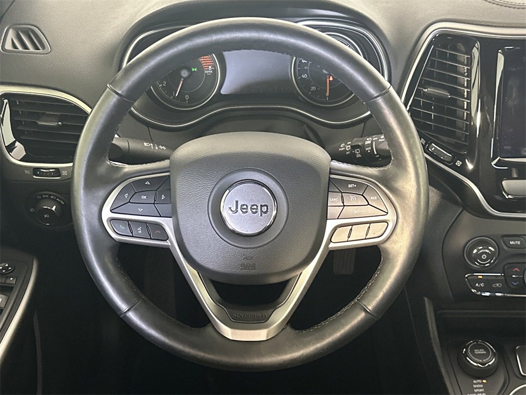 Used 2019 Jeep Cherokee High Altitude image 16
