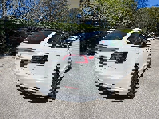 Used 2023 Tesla Model 3 Performance image 4