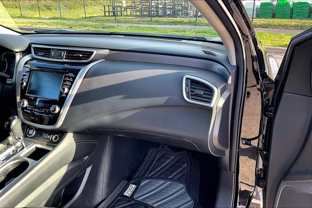 Used 2020 Nissan Murano SV AWD/4WD image 18