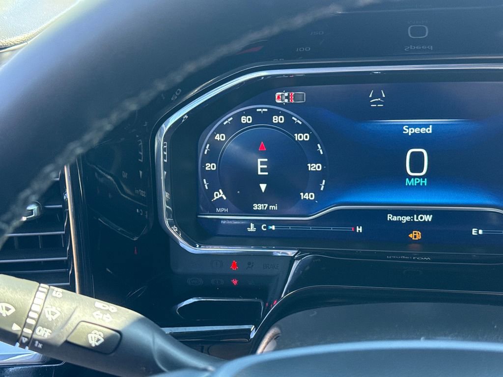 Used 2025 Chevrolet Silverado 2500 LTZ w/ LTZ Premium Package image 17