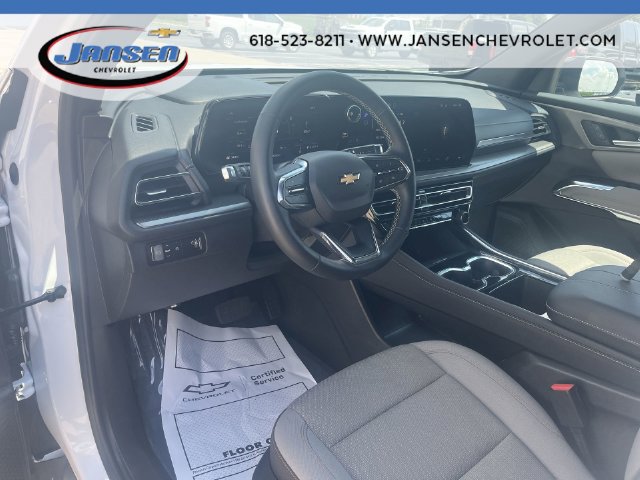 Used 2026 Chevrolet Traverse LT w/ Driver Confidence Package FWD image 10