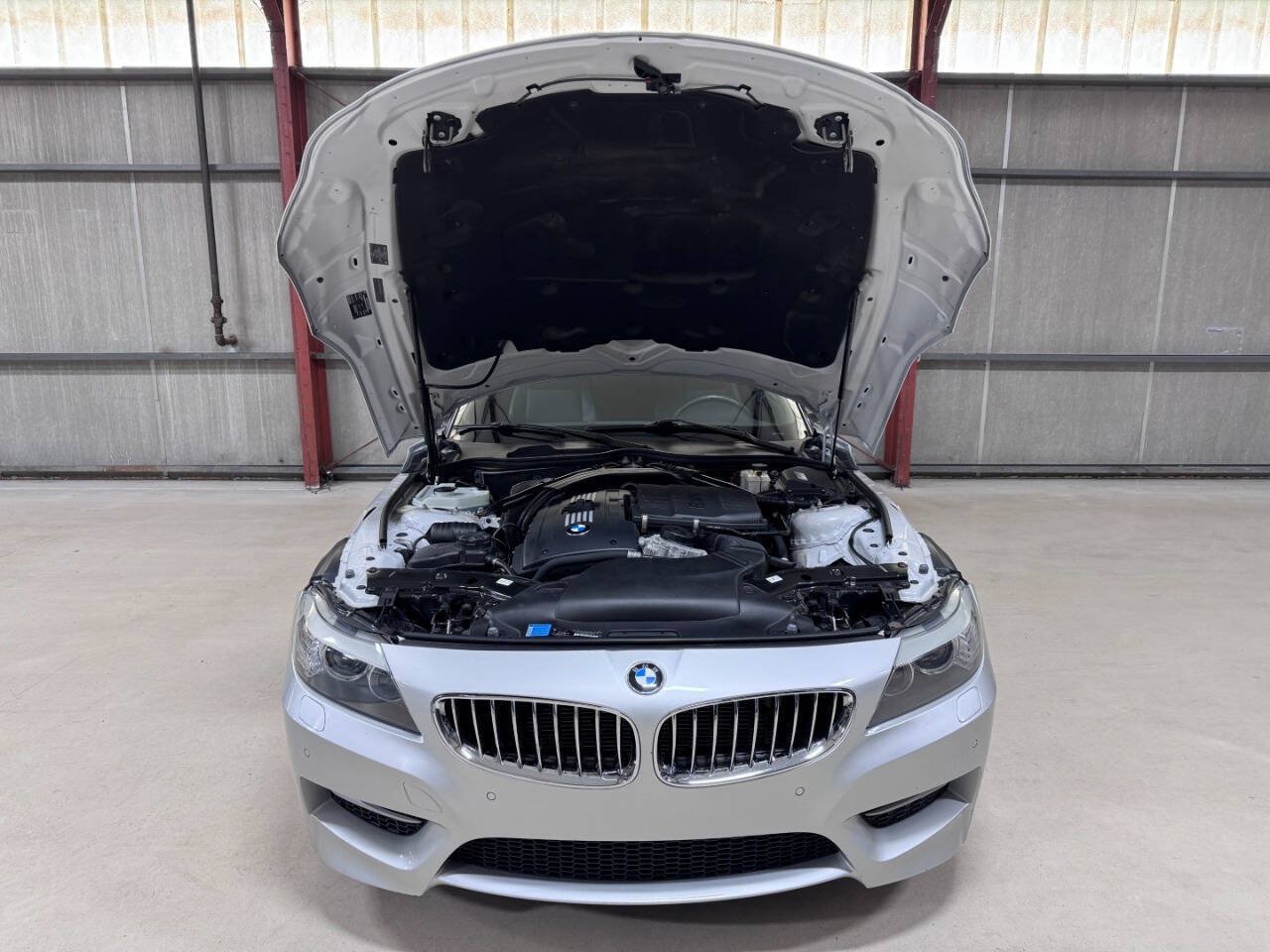 Used 2011 BMW Z4 sDrive35is RWD image 30