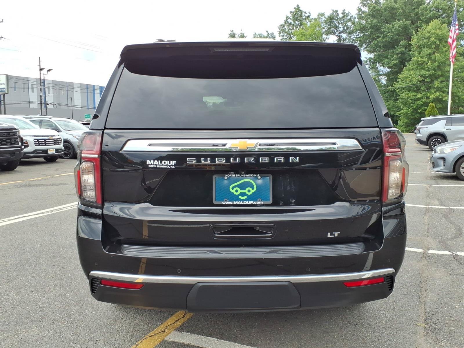 Certified 2021 Chevrolet Suburban LT AWD/4WD image 5