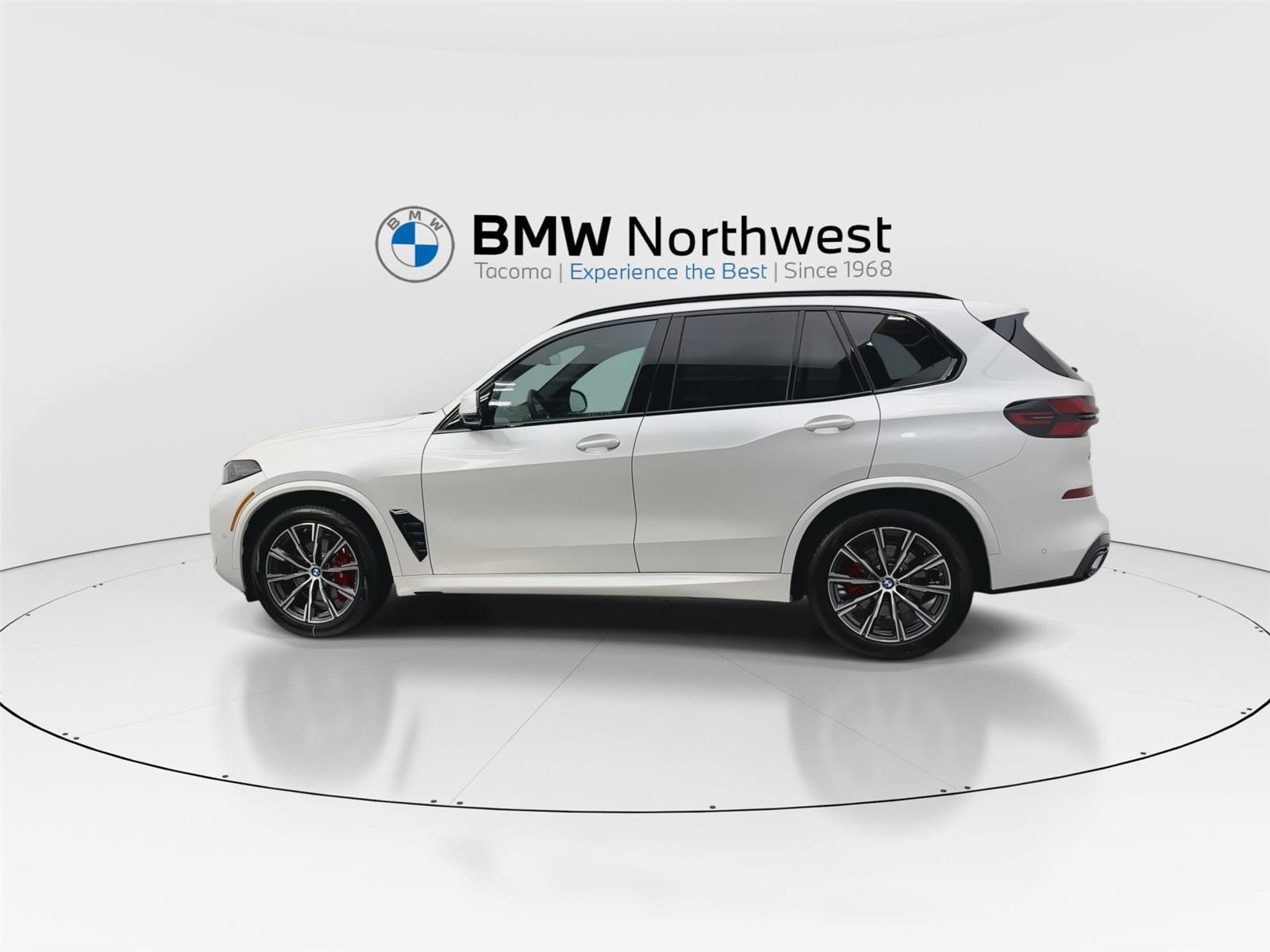 New 2026 BMW X5 xDrive40i w/ M Sport Package image 11