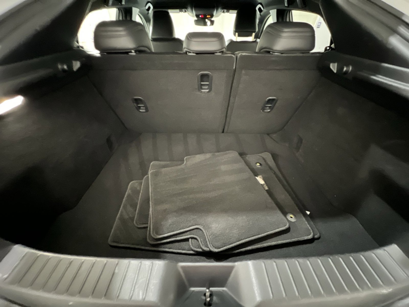 Used 2024 MAZDA MAZDA3 s FWD image 44