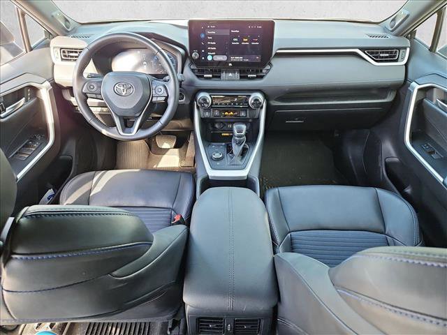 Used 2023 Toyota RAV4 XSE AWD/4WD image 17