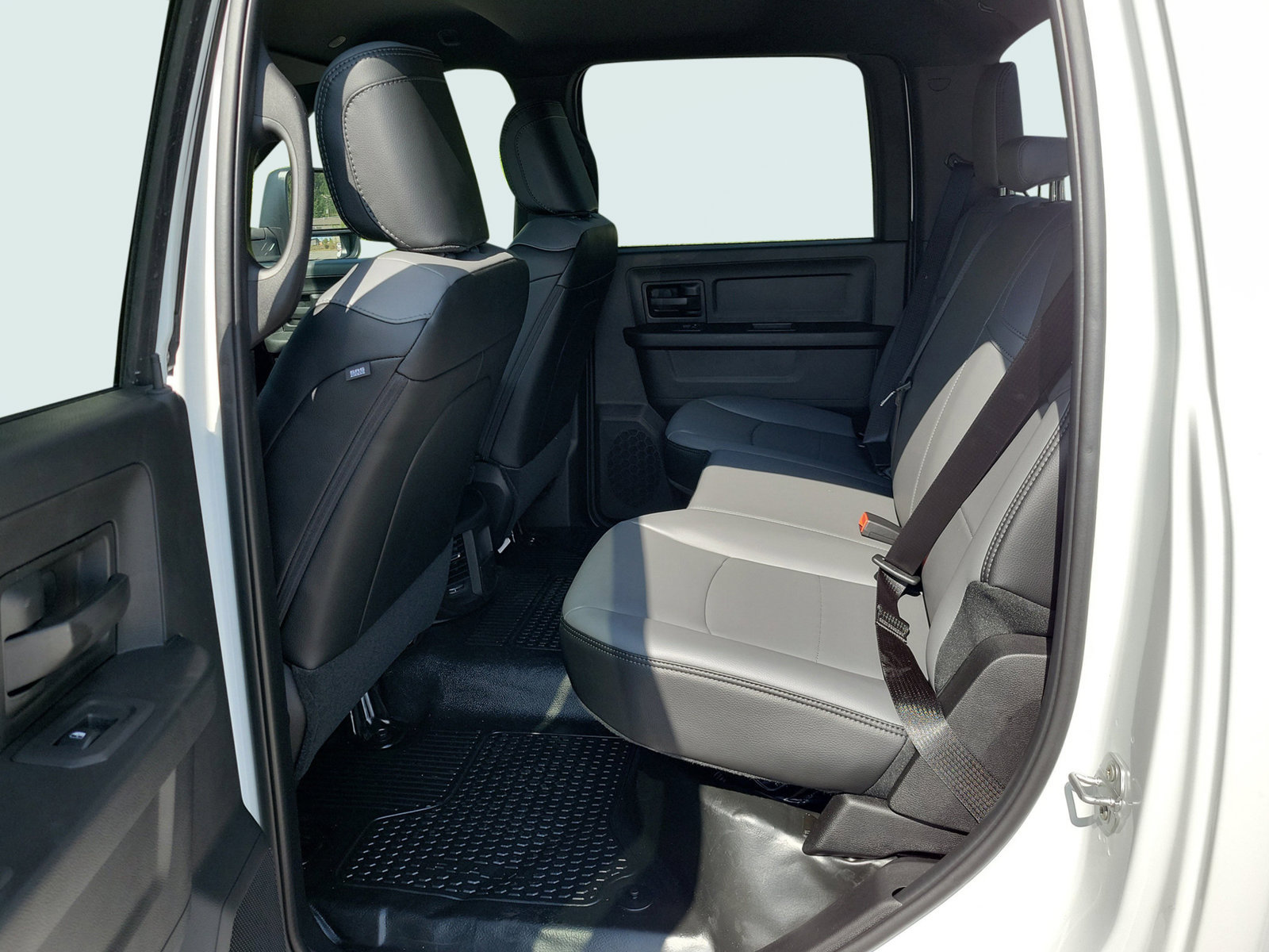 New 2027 RAM 3500 Tradesman AWD/4WD image 27