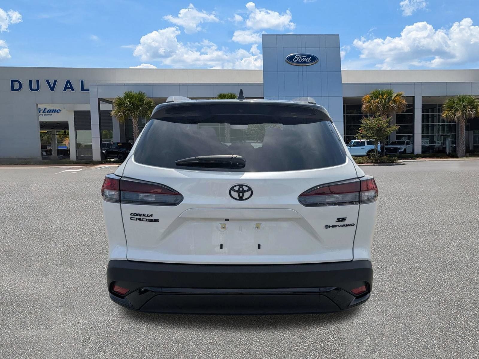Used 2026 Toyota Corolla Cross AWD Hybrid w/ Moonroof Package image 5