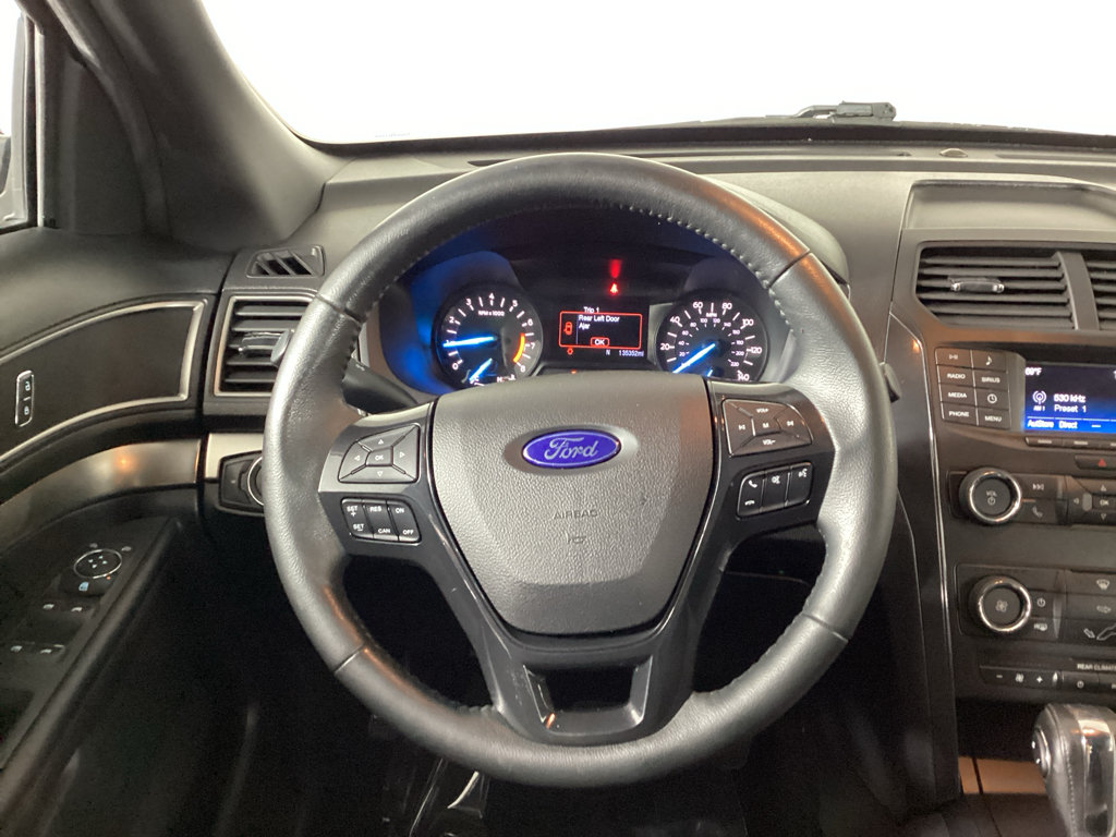 Used 2018 Ford Explorer XLT AWD/4WD image 20