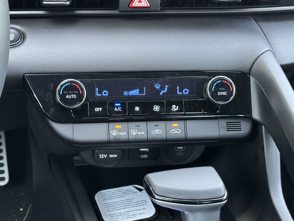New 2026 Hyundai Elantra Sport FWD image 20