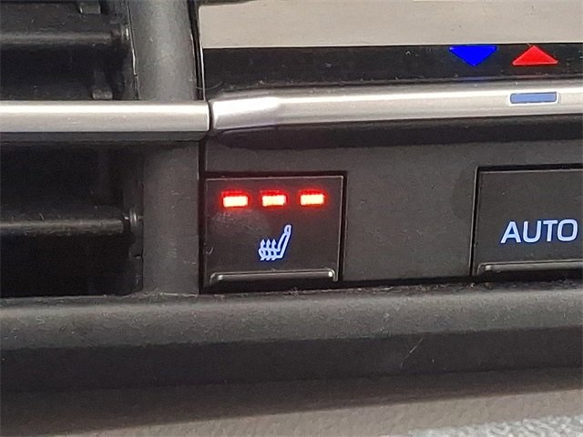 Used 2024 Toyota Sienna XLE image 26