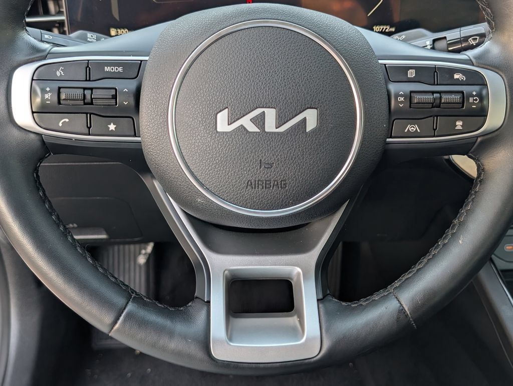 Used 2025 Kia K5 EX FWD image 6