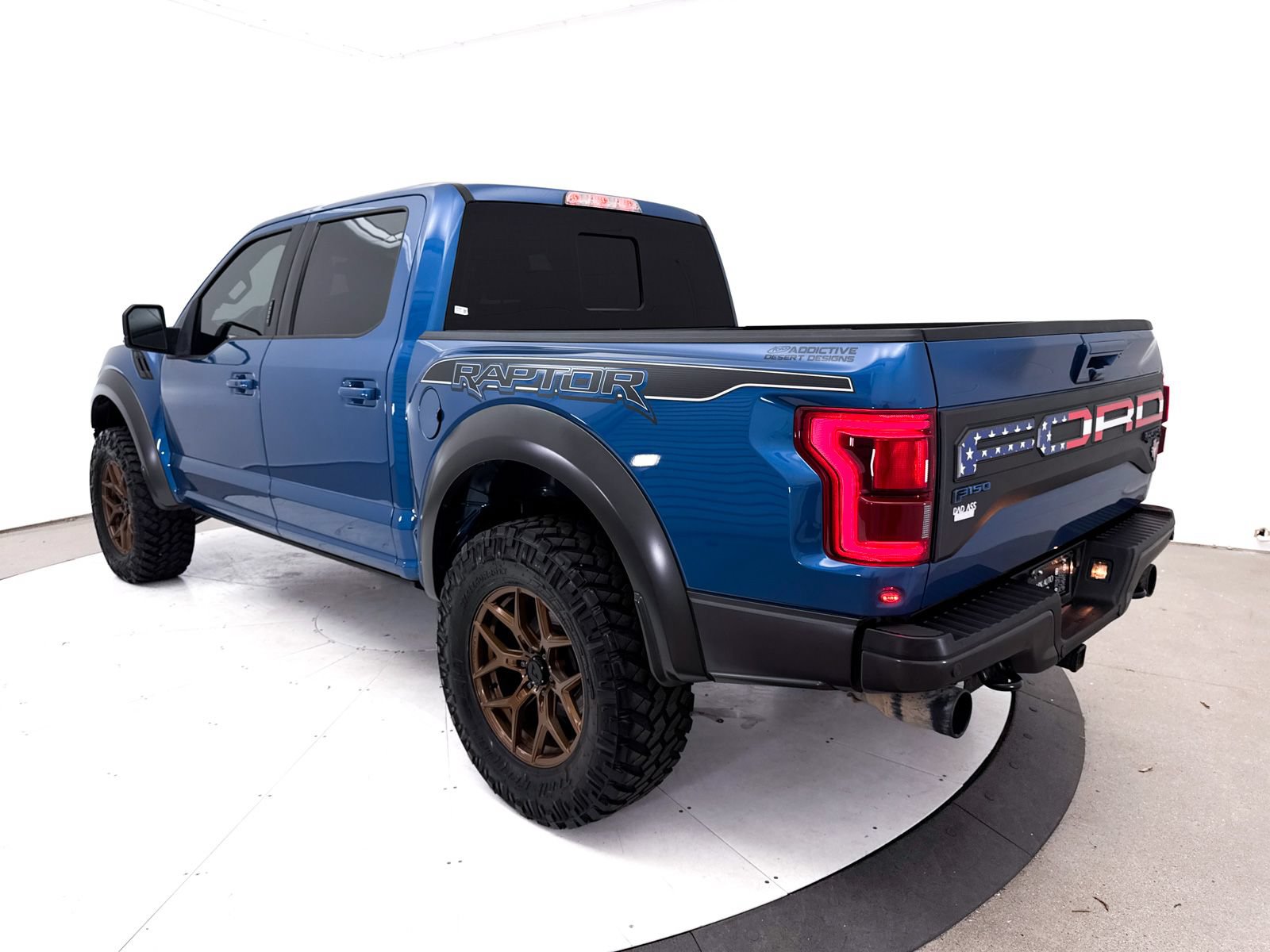 Used 2020 Ford F150 Raptor w/ Equipment Group 802A Luxury AWD/4WD image 19