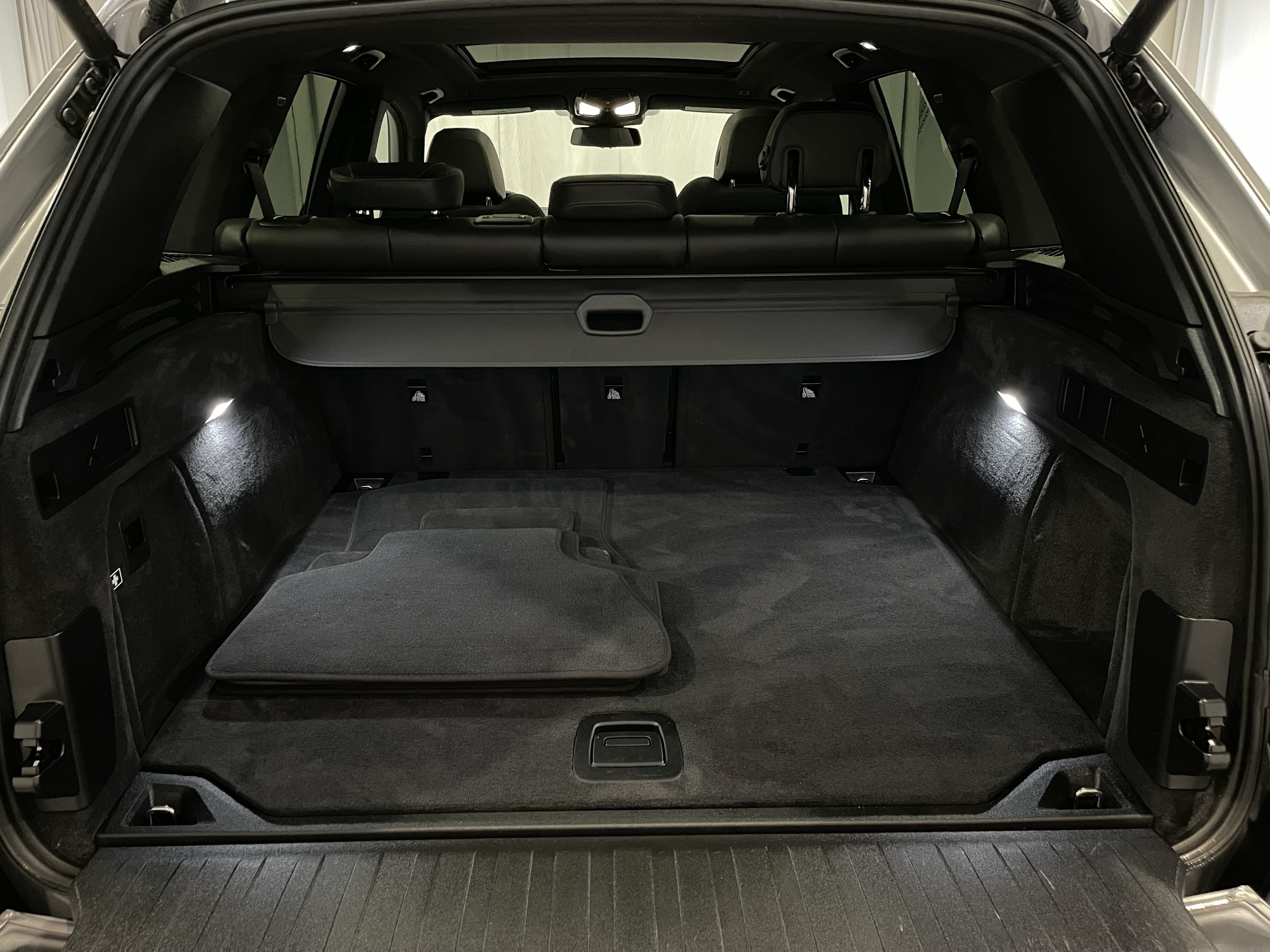 Used 2025 BMW X5 xDrive40i w/ Premium Package AWD/4WD image 27