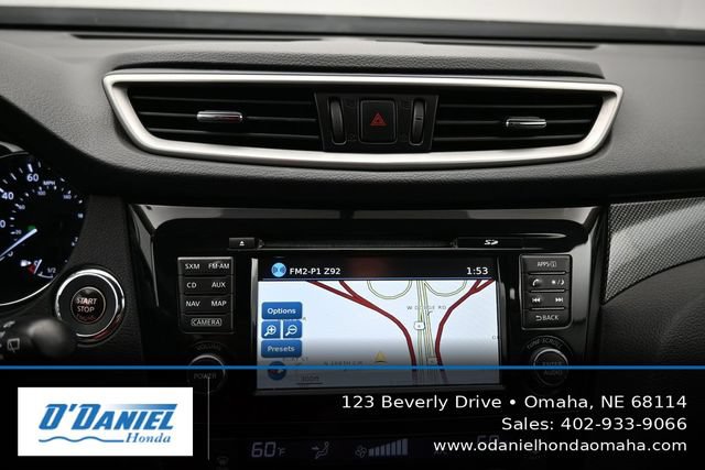 Used 2015 Nissan Rogue SL AWD/4WD image 30