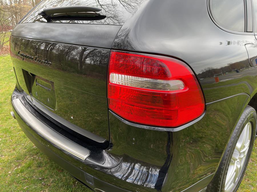 Used 2008 Porsche Cayenne Turbo image 11