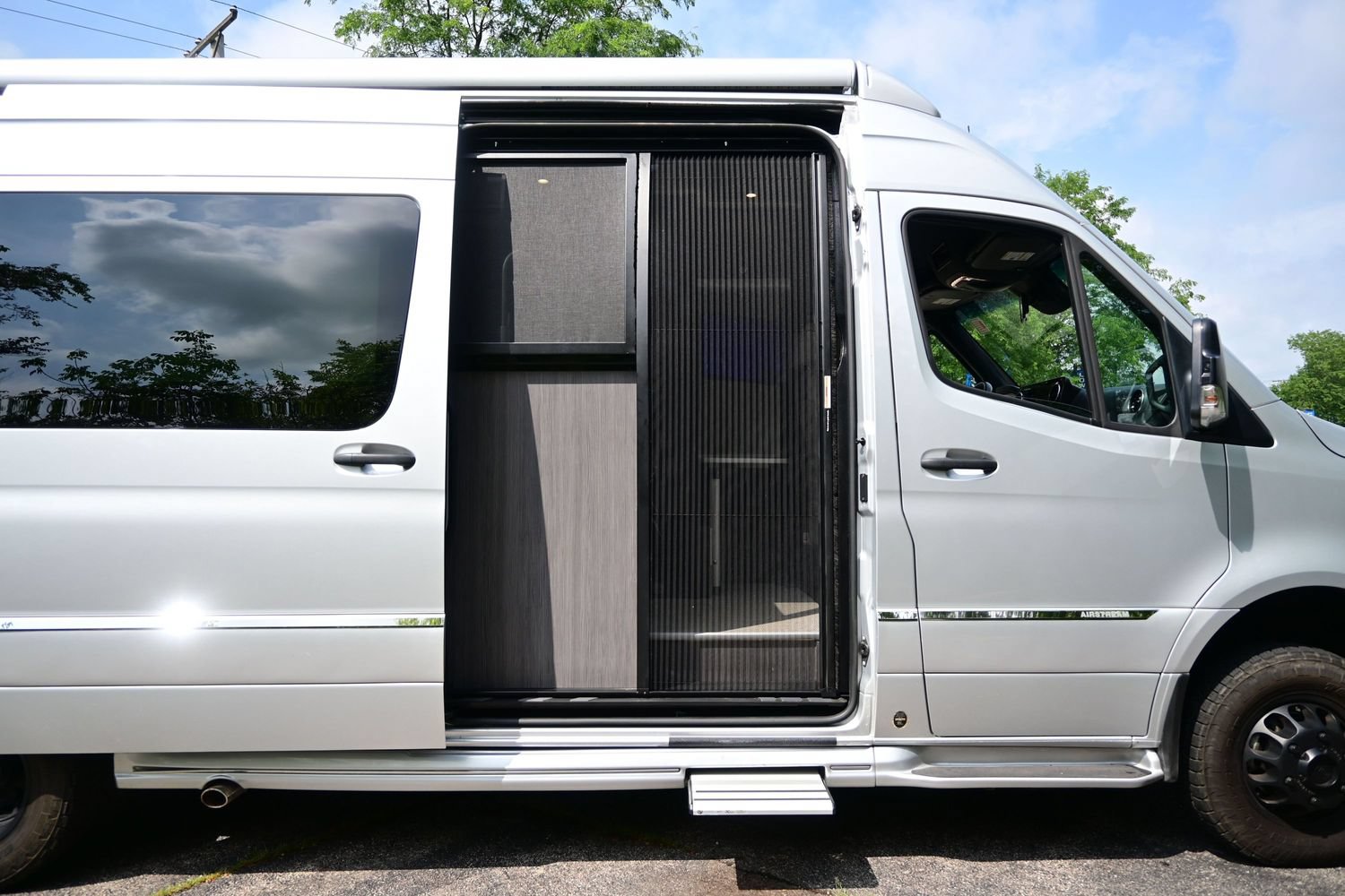 Used 2020 Mercedes-Benz Sprinter 3500 image 26