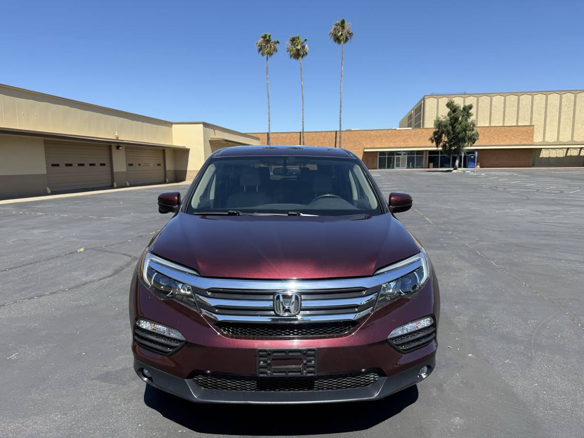 Used 2017 Honda Pilot EX-L image 2