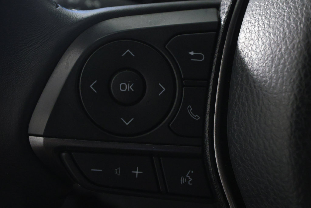 Used 2023 Toyota Camry SE FWD image 21