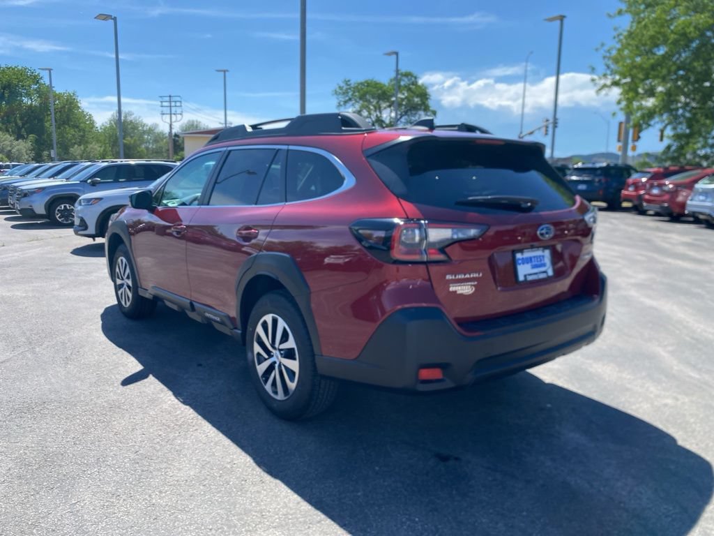 Certified 2025 Subaru Outback Premium w/ Popular Package #1A AWD/4WD image 5