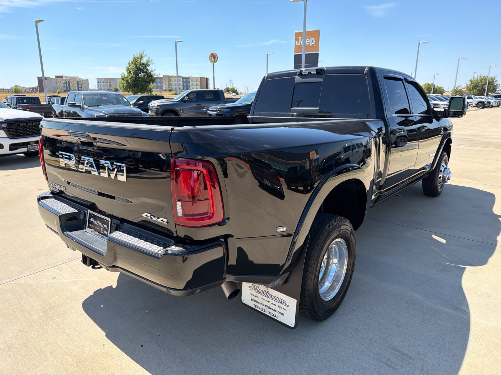 Used 2026 RAM 3500 Longhorn AWD/4WD image 5