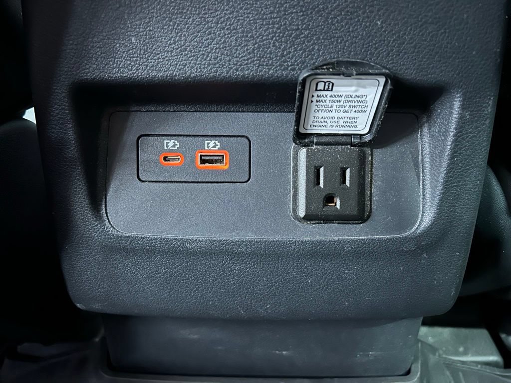 Used 2022 Nissan Frontier PRO-4X AWD/4WD image 40