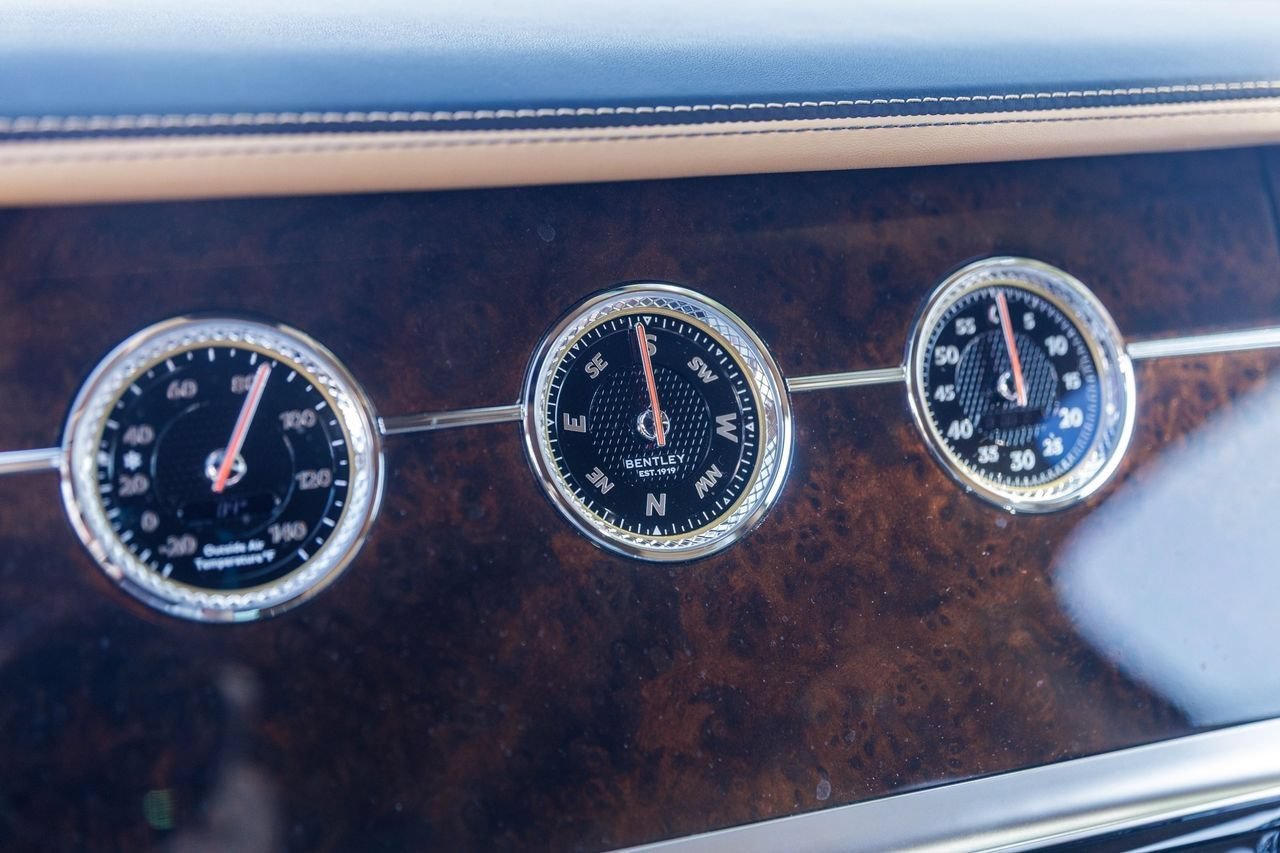 Certified 2023 Bentley Flying Spur W12 AWD/4WD image 37