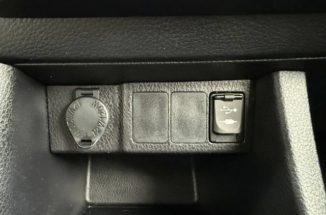 Used 2015 Toyota Corolla S FWD image 32