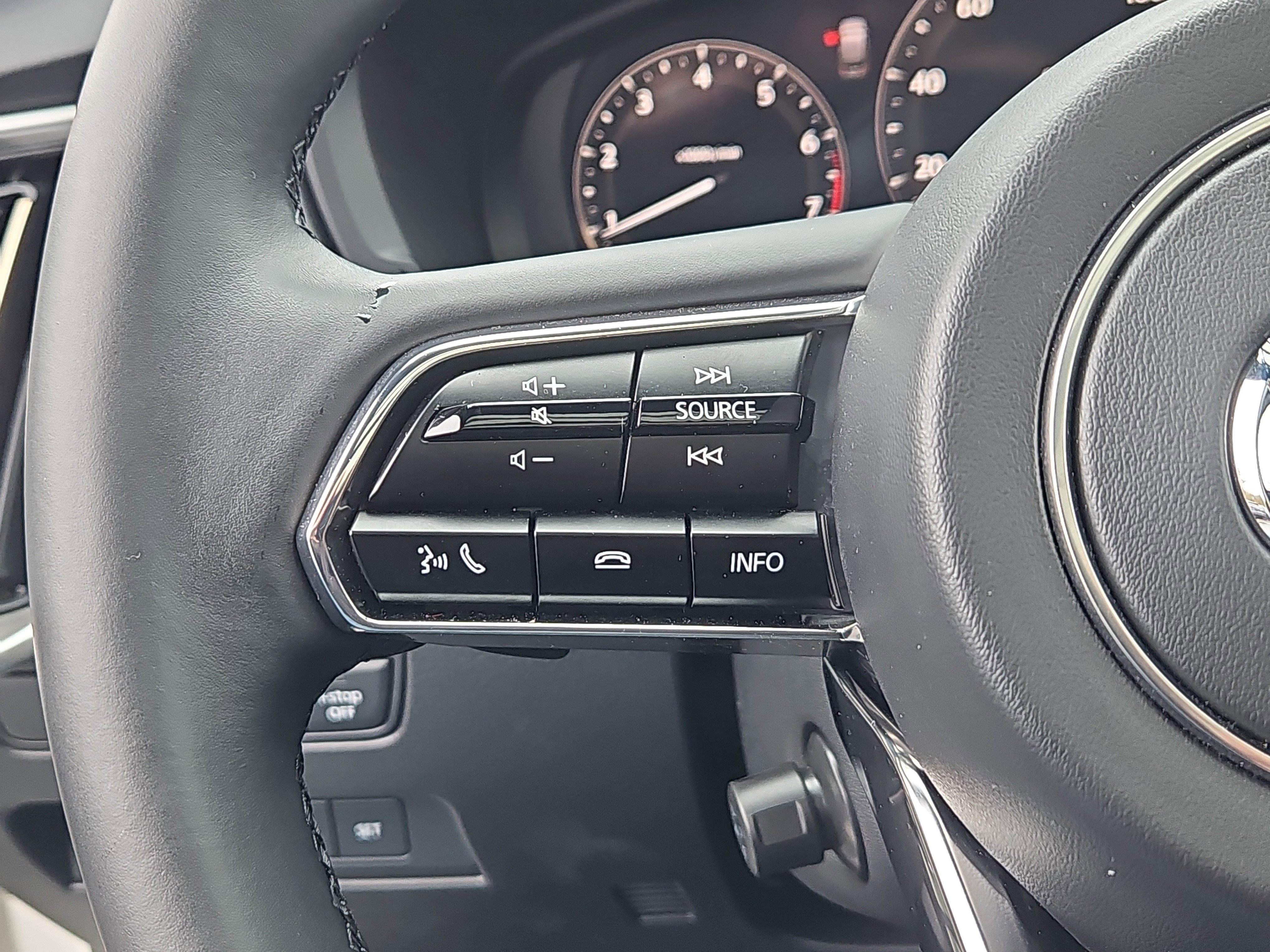 Certified 2025 MAZDA CX-70 3.3 Turbo S w/ Premium Package image 22