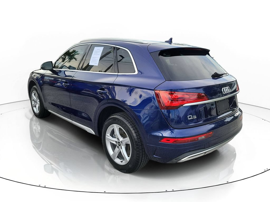 Certified 2023 Audi Q5 Premium w/ Convenience Package AWD/4WD image 3