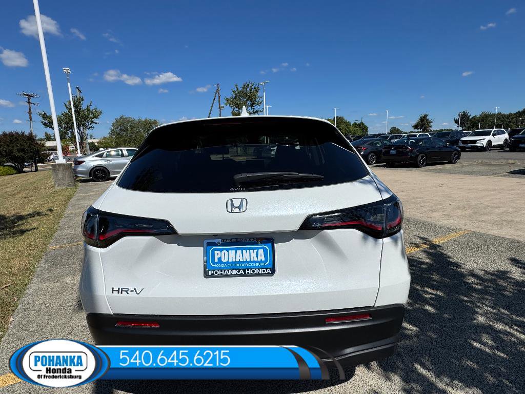 New 2026 Honda HR-V LX image 5
