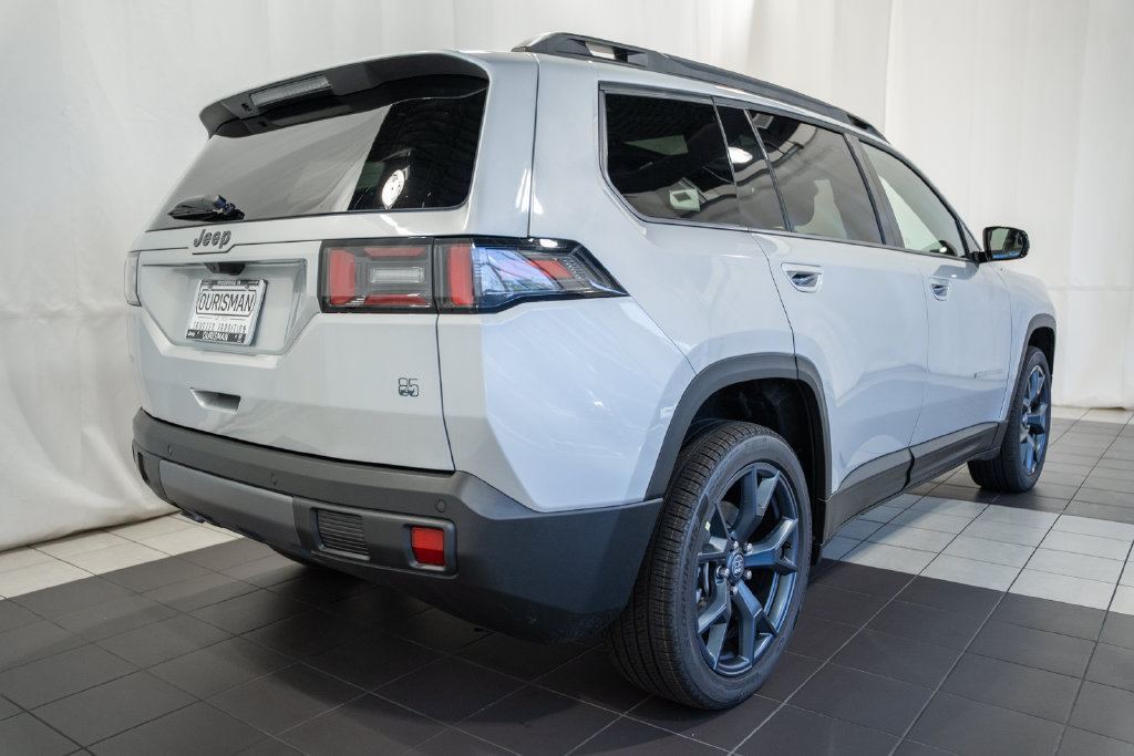 New 2026 Jeep Cherokee Overland AWD/4WD image 4