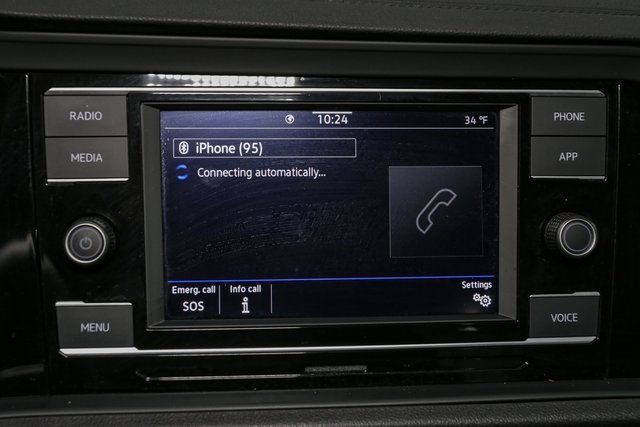 Used 2023 Volkswagen Jetta SE image 20