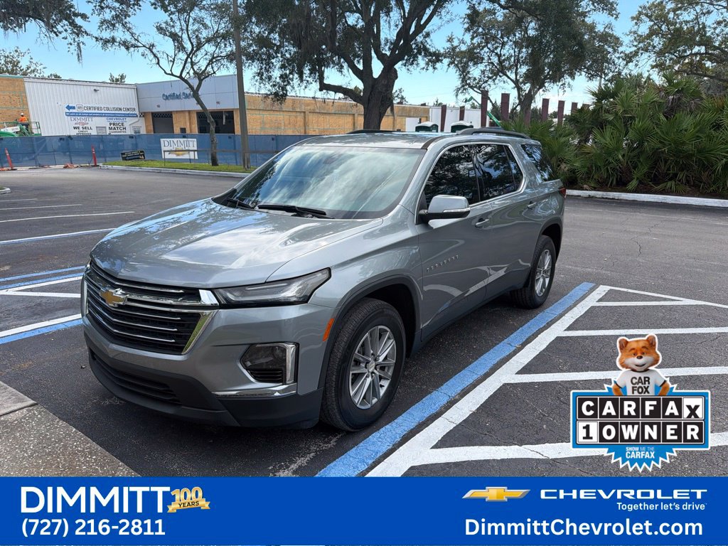 Used 2023 Chevrolet Traverse LT FWD image 1