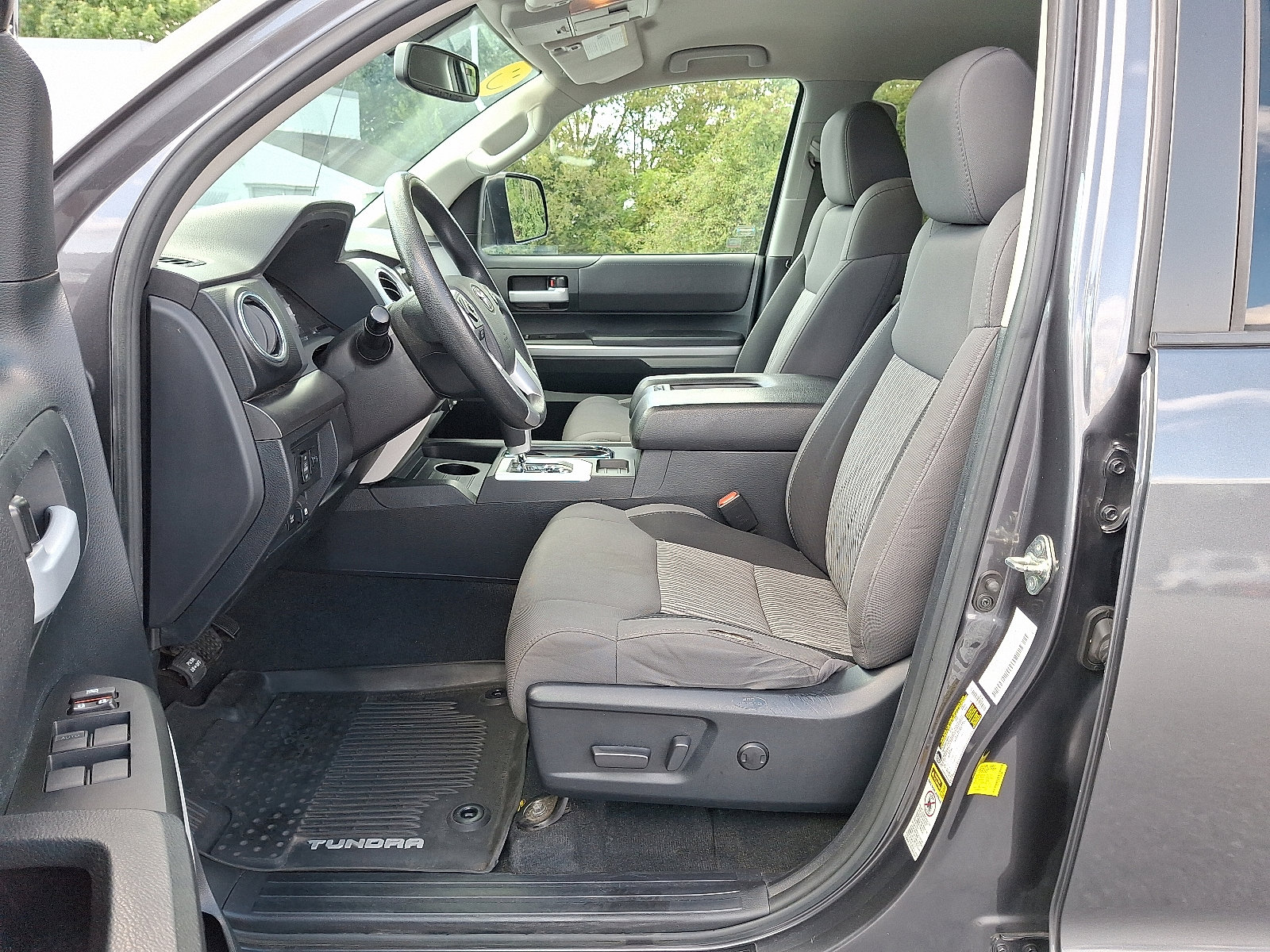 Used 2016 Toyota Tundra SR5 image 15
