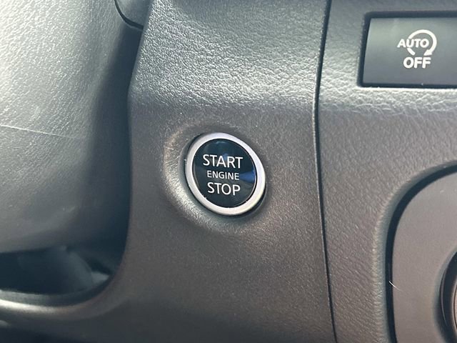 Used 2025 Nissan Frontier PRO-4X image 31
