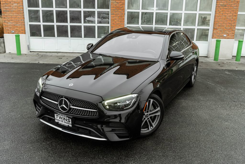 Used 2021 Mercedes-Benz E 350 4MATIC Sedan image 2