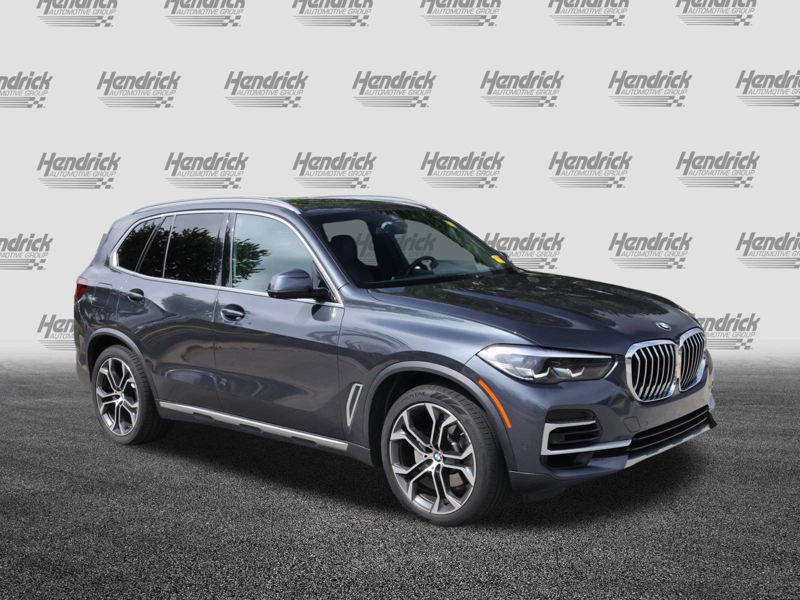 Used 2022 BMW X5 sDrive40i w/ Premium Package RWD image 2