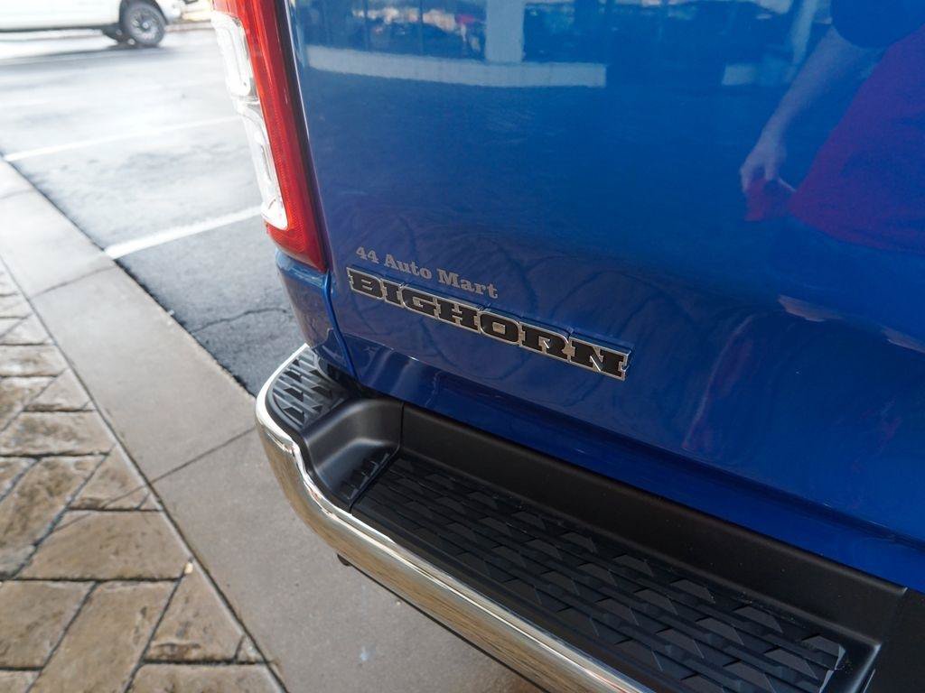 Used 2022 RAM 1500 Big Horn AWD/4WD image 9