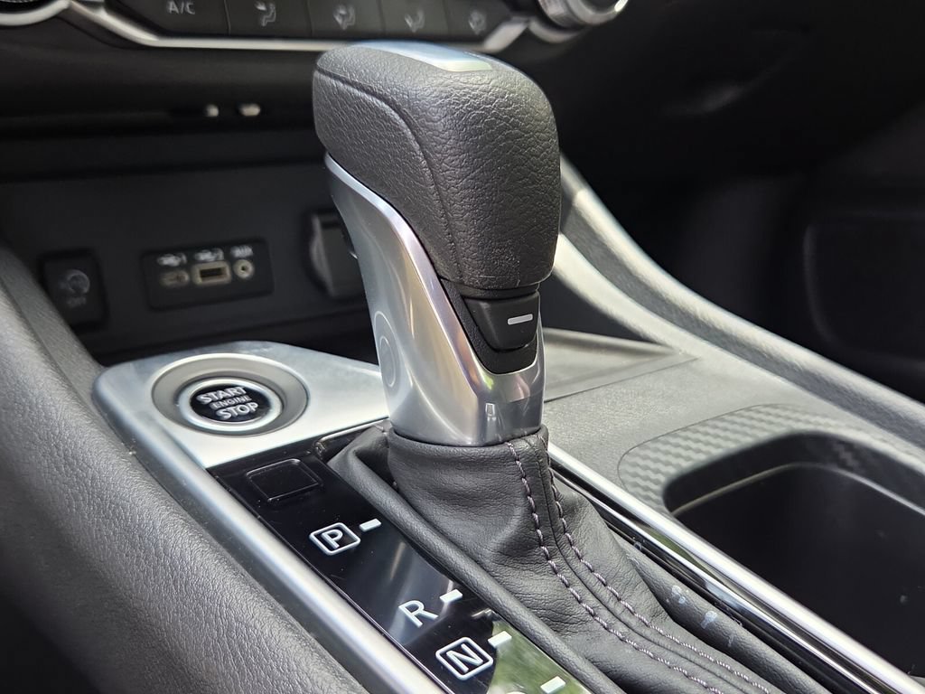 Used 2025 Nissan Sentra SV FWD image 20