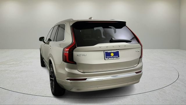 New 2026 Volvo XC90 T8 Plus w/ Protection Package Premier AWD/4WD image 5