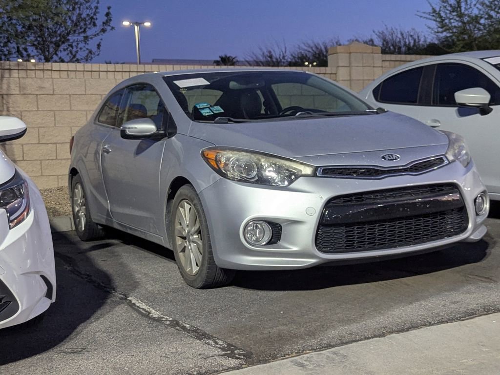 Used 2016 Kia Forte Koup EX w/ EX Premium Package FWD image 3