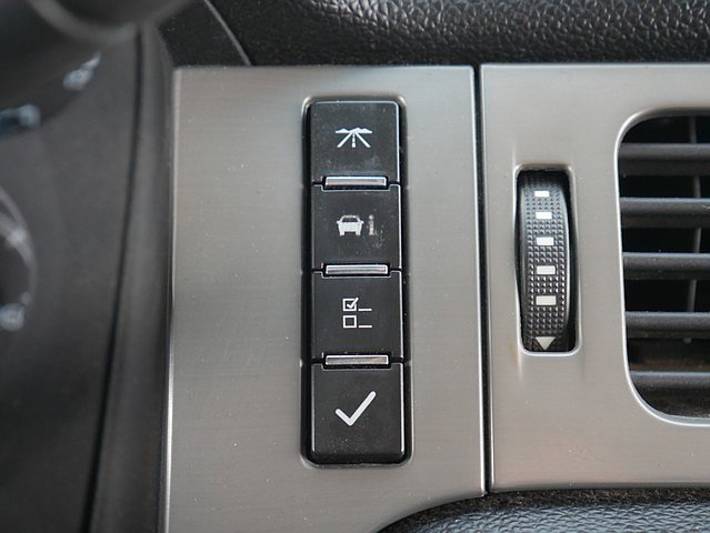 Used 2014 Chevrolet Silverado 2500 LTZ w/ LTZ Plus Package image 34